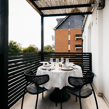 The Edgewater Suites - Skyline Namur Bagian luar foto