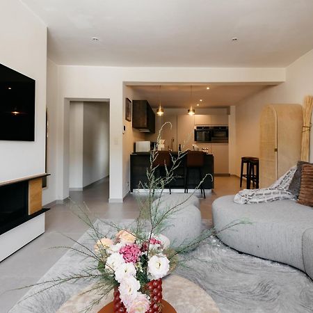 The Edgewater Suites - Skyline Namur Bagian luar foto
