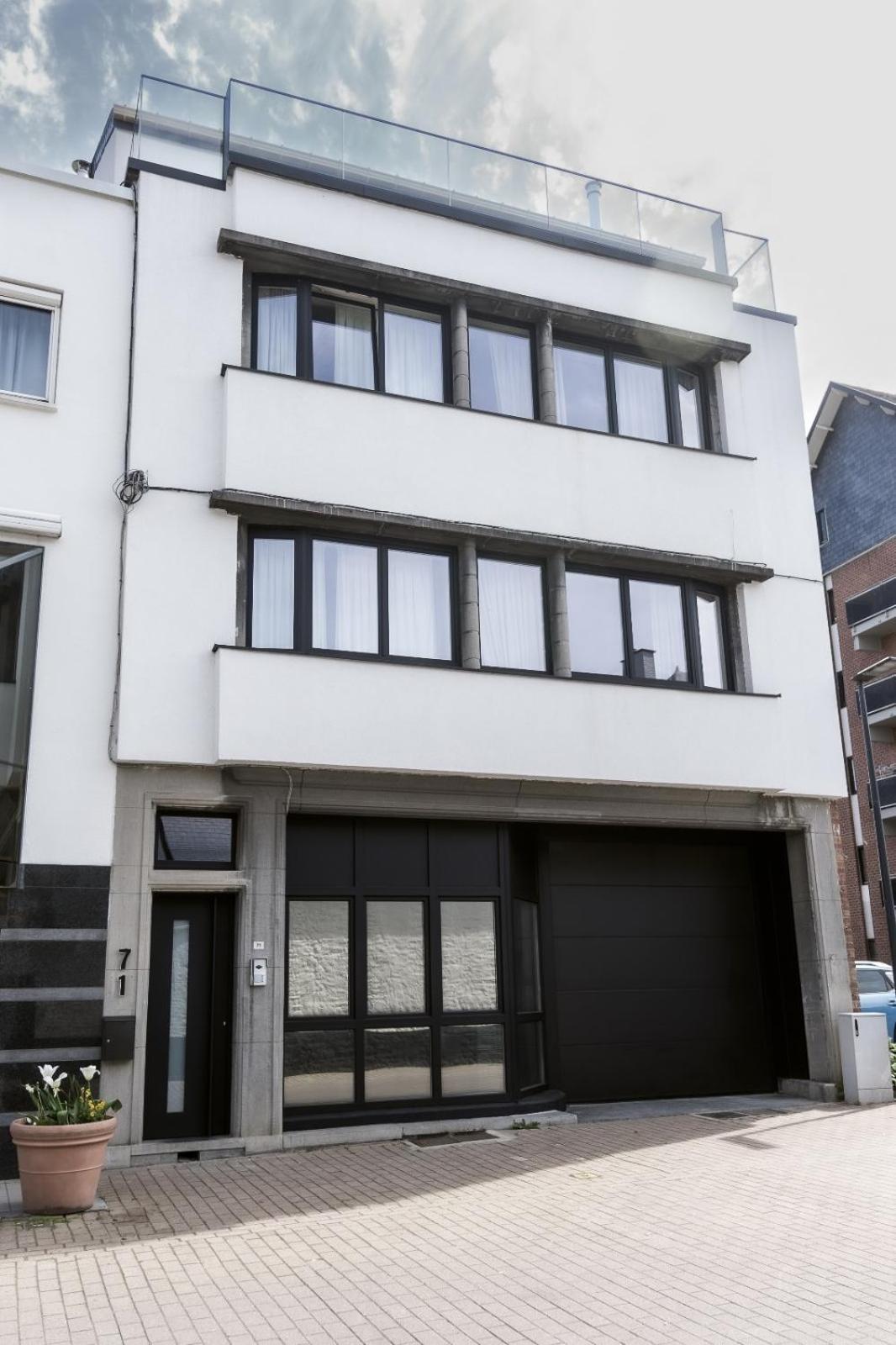 The Edgewater Suites - Skyline Namur Bagian luar foto