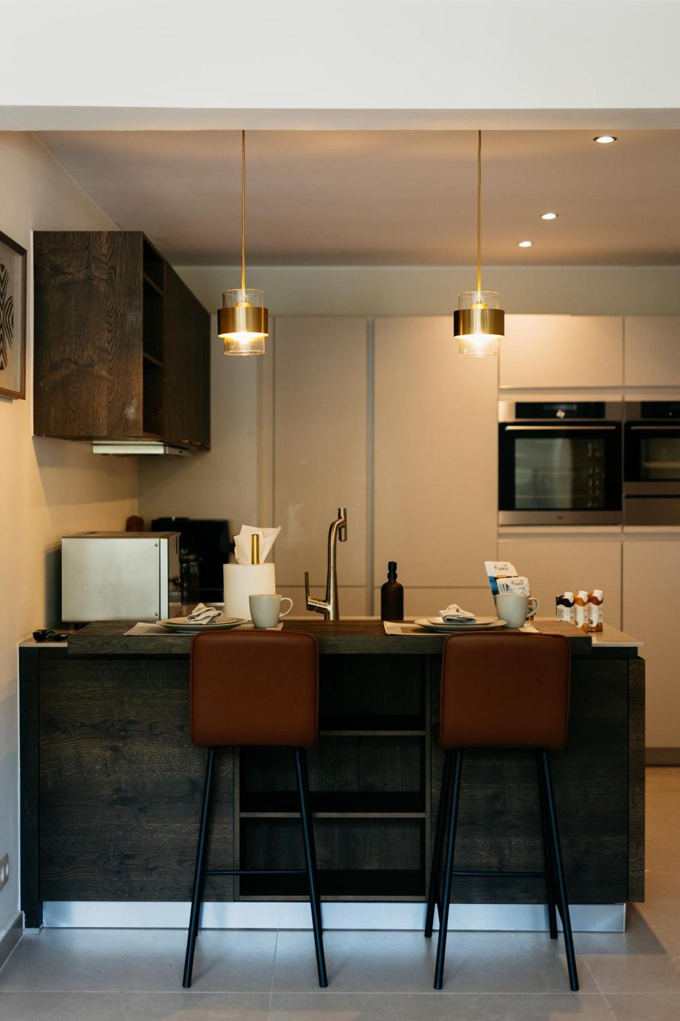 The Edgewater Suites - Skyline Namur Bagian luar foto