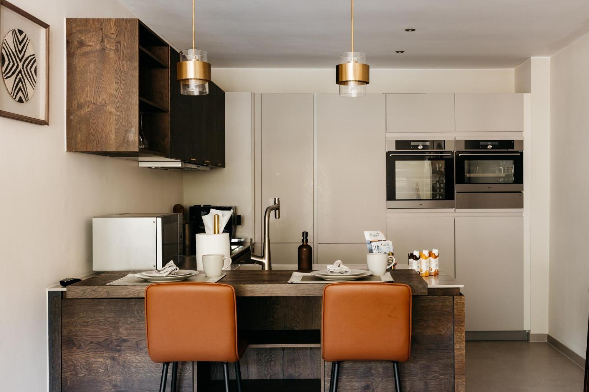 The Edgewater Suites - Skyline Namur Bagian luar foto
