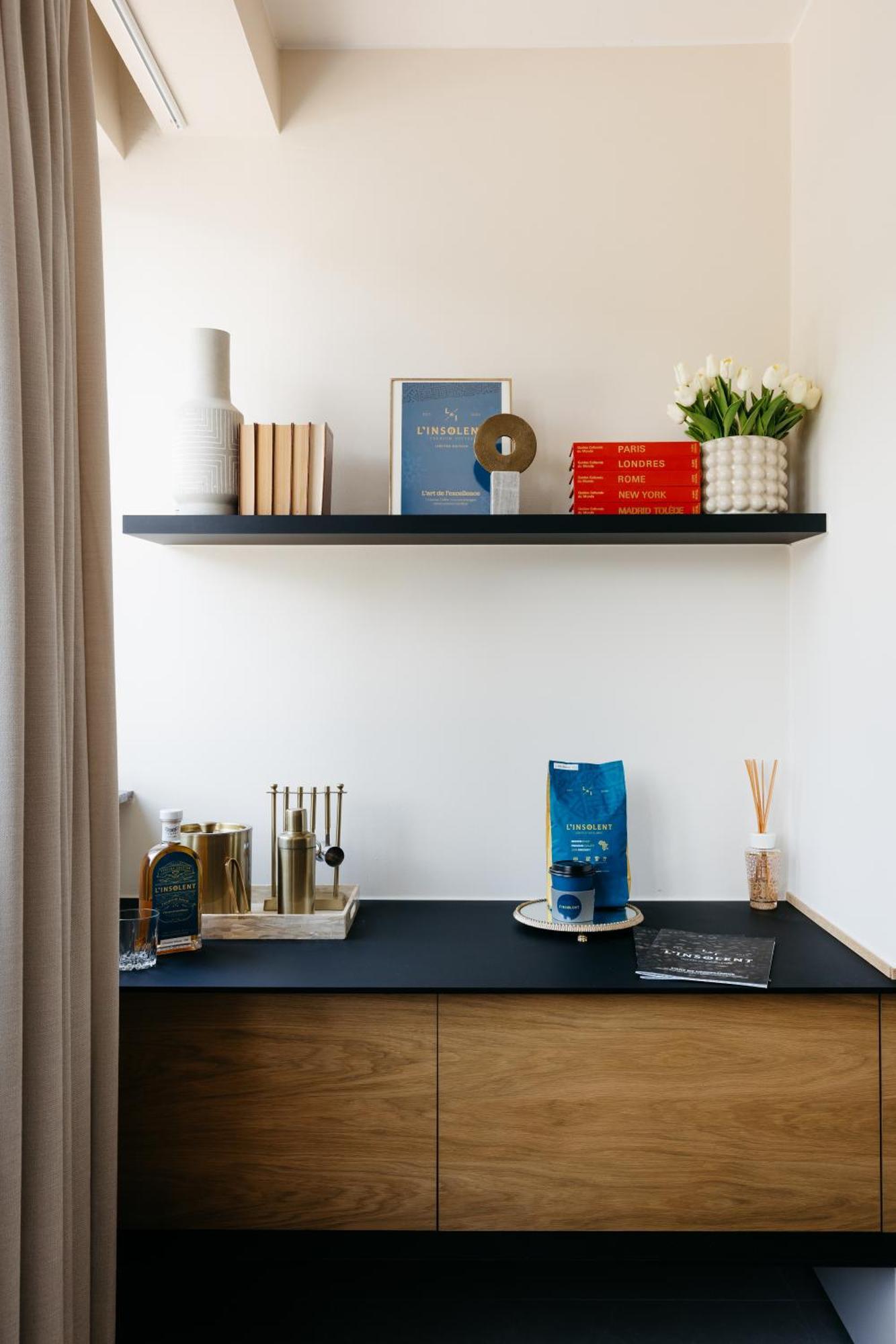 The Edgewater Suites - Skyline Namur Bagian luar foto